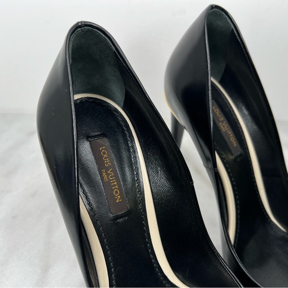 Louis Vuitton Black Smooth Leather Heeled Pumps - Picture 2 of 11